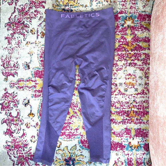Fabletics Sync Seamless High-Waisted 7/8 Legging in Washed Violetta Purple - Picture 3 of 5